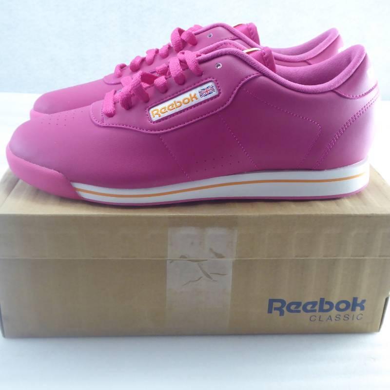 lot 225 image: Brand New Reebok Womens Princess Classic Athletic Shoes Size 9