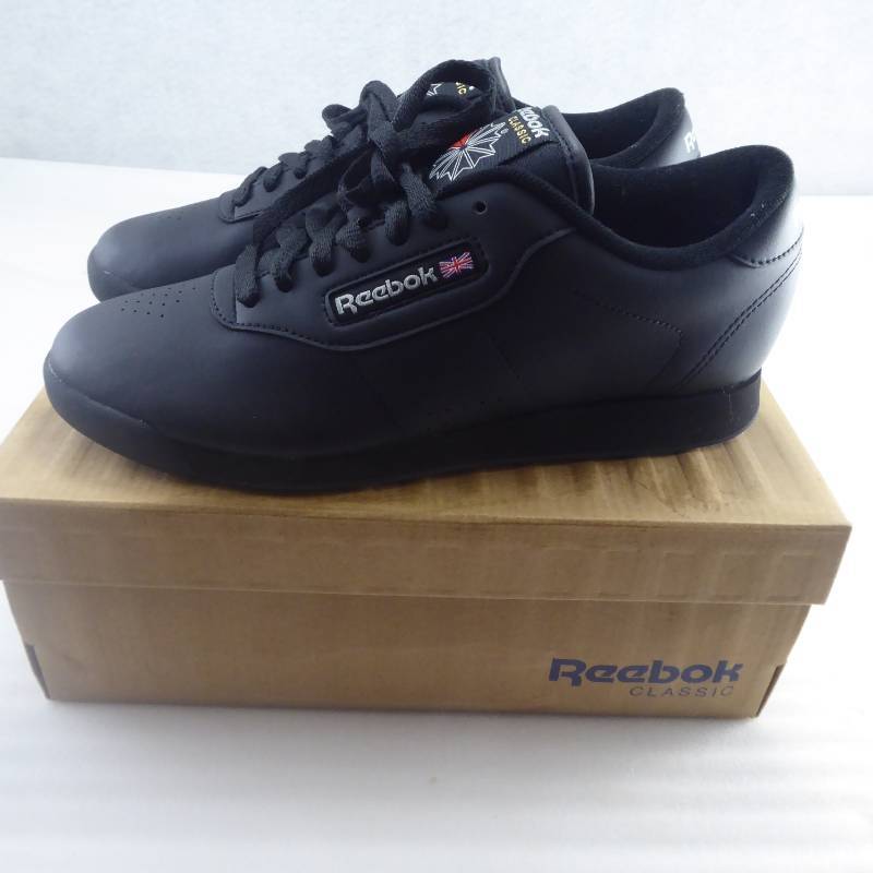 lot 226 image: Brand New Reebok Womens Princess Classic Athletic Shoes Size 8.5