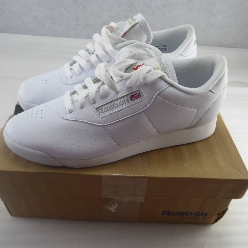 lot 232 image: Brand New Reebok Womens Princess Classic Athletic Shoes Size 7