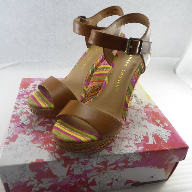 lot 242 image: Chinese Laundry Womens Mahalo Wedge Sandals Size 7