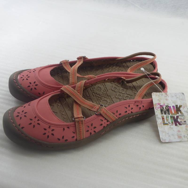 lot 247 image: Brand New Muk Luks Womens Erin Slip On Sandals Size 10