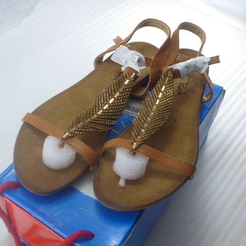 lot 248 image: Brand New Modern Rush Womens Cher Sandals Size 8.5