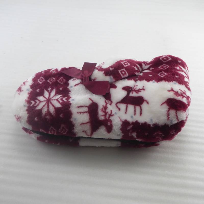 lot 329 image: Brand New Nordic Holiday Print Soft Fleece Bootie Slippers Size M-L
