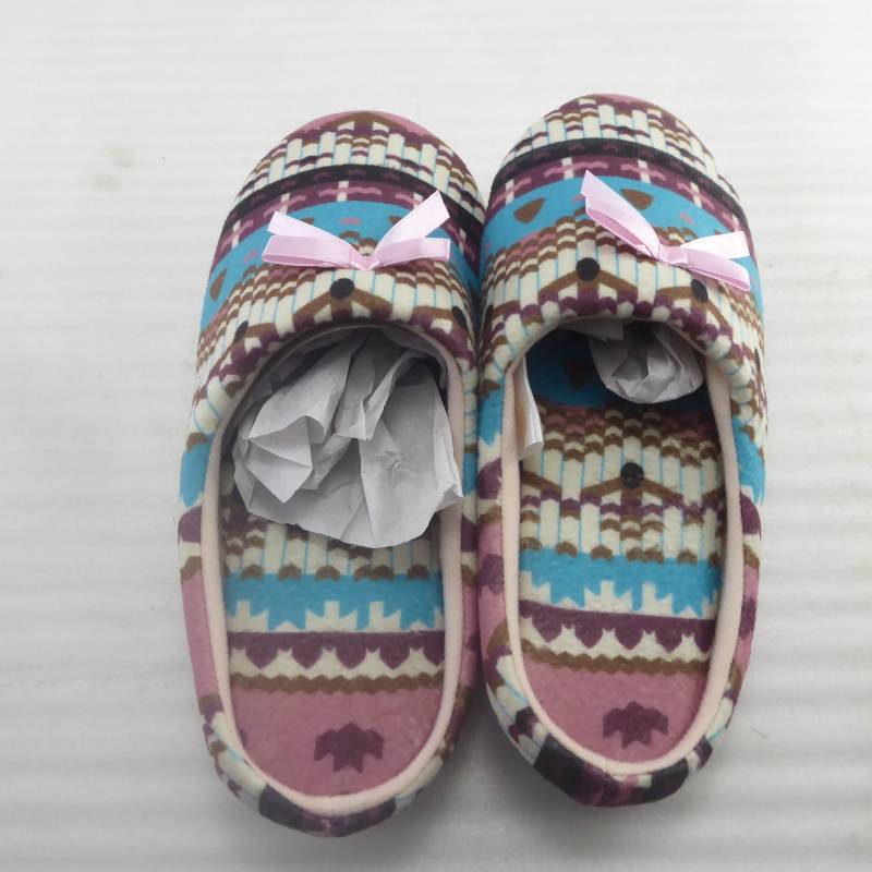 lot 356 image: Brand New Canyon Sky Womens Soft & Comfy Slippers Size Medium