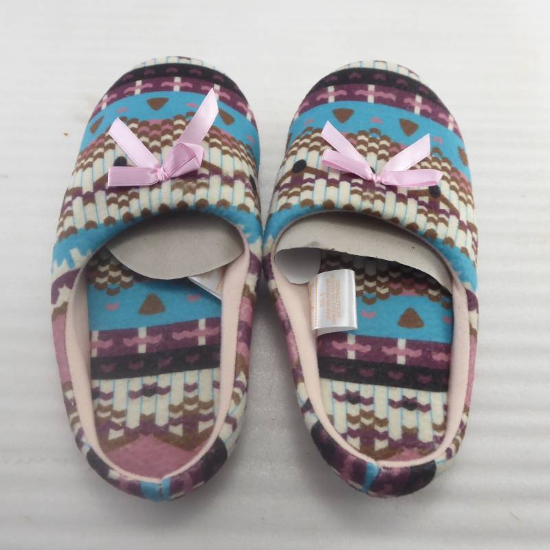 lot 357 image: Brand New Canyon Sky Womens Soft & Comfy Slippers Size Small
