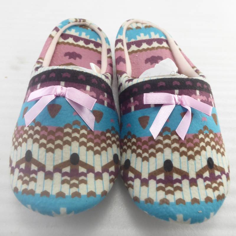 lot 359 image: Brand New Canyon Sky Womens Soft & Comfy Slippers Size Small