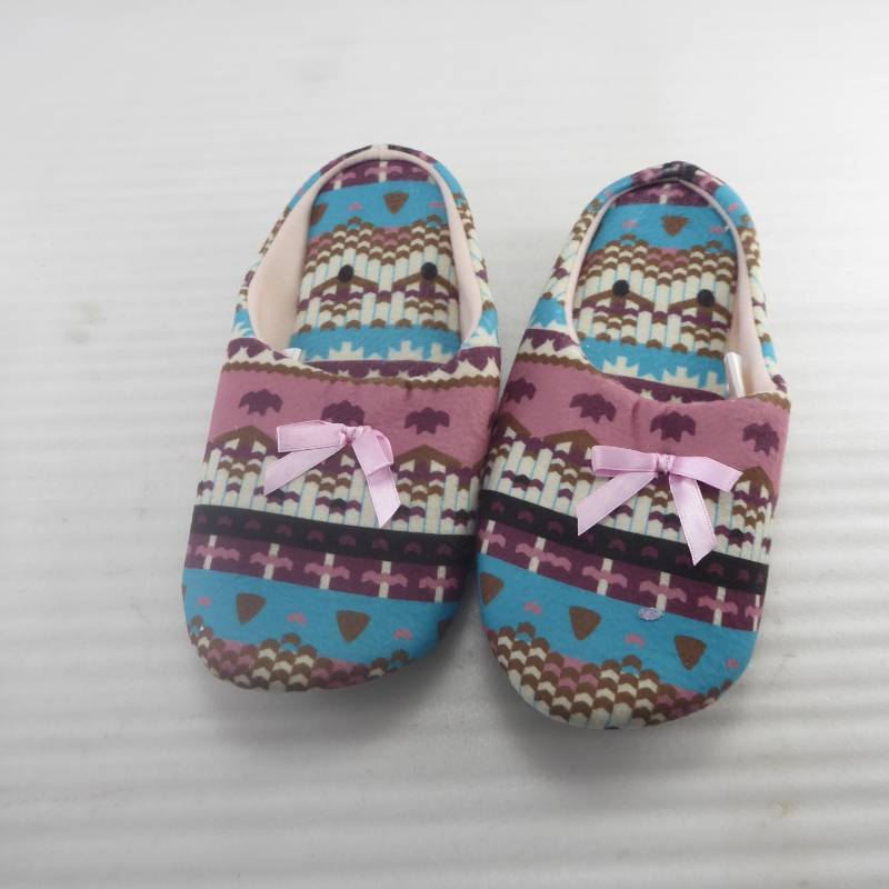 lot 350 image: Brand New Canyon Sky Womens Soft & Comfy Slippers Size Large