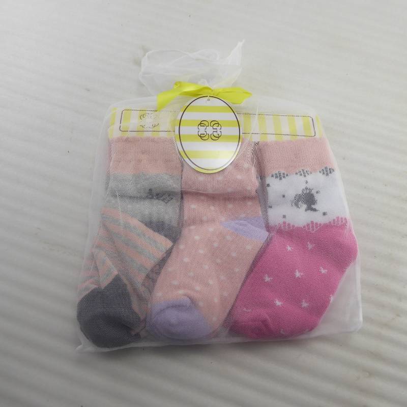 lot 370 image: Brand New Lot of 6 Pair Gold Coast Girls Princess Sock Set Size 2-4Y