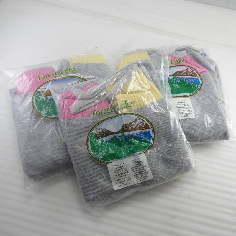 lot 378 image: Brand New Lot 12 Pair Womens Forest Lake Thermal Socks Size 9-11