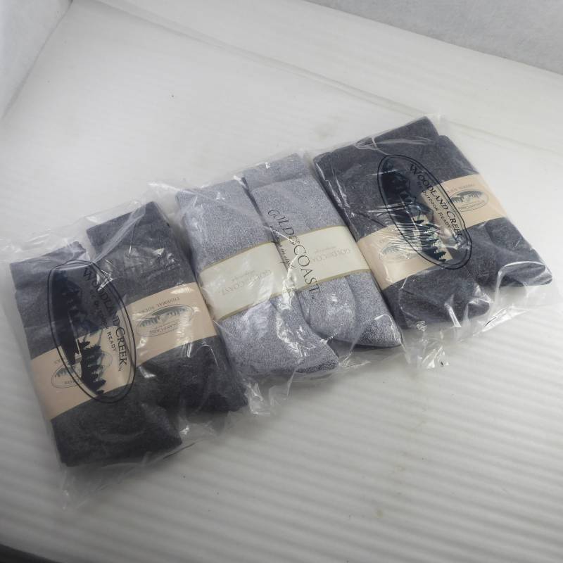 lot 384 image: Brand New Lot 12 Pair Woodland Creek Mens Thermal Socks Size 6-12