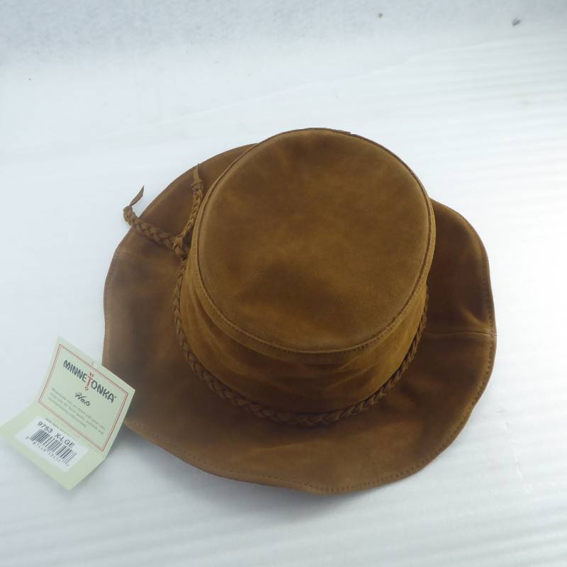 lot 424 image: Brand New Minnetonka Womens Parker Suede Floppy Hat Size XL