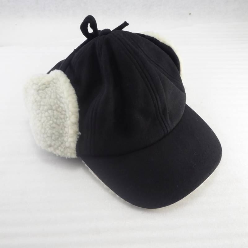 lot 465 image: Brand New Woodland Creek Sherpa Lined Black Trapper Hat One Size Fits All