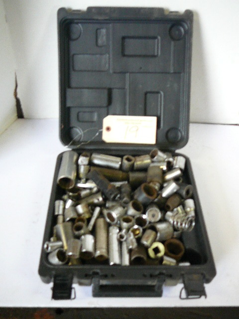 lot 19 image: Sockets 12, 38, 14 Deep & Shallow