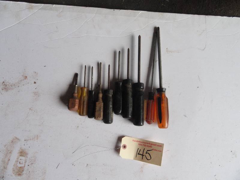 lot 145 image: Philips Screw Drivers