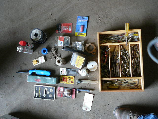 lot 81 image: Nut Drivers, Bits, Drill chuck keys, Sockets