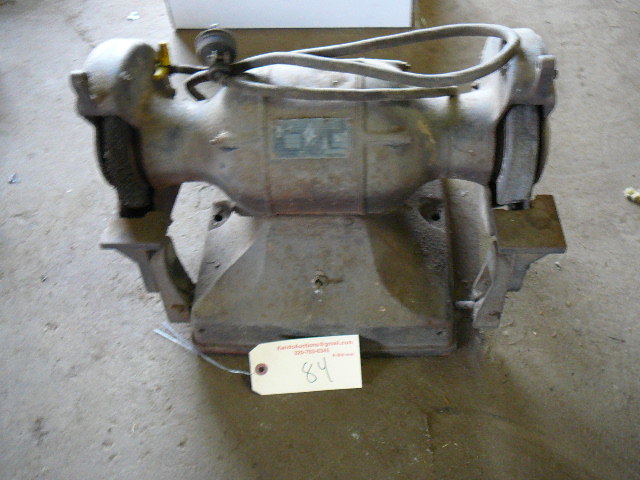 lot 84 image: Bench Grinder
