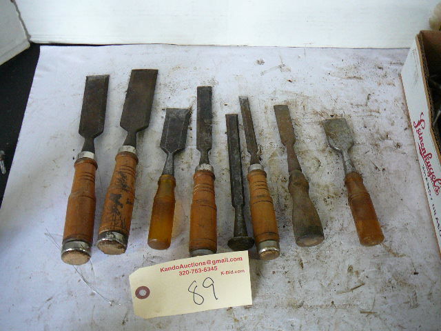 lot 89 image: Chisels