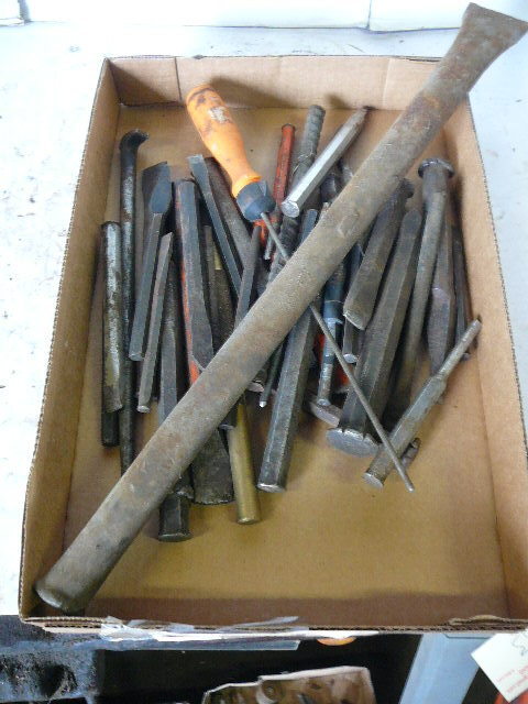 lot 92 image: Punches, Chisels, Pry bar