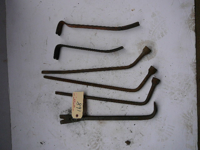 lot 168 image: Crow Bars and Tire Irons
