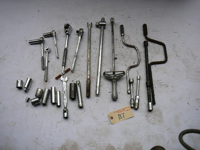 lot 187 image: Wrench & Sockets