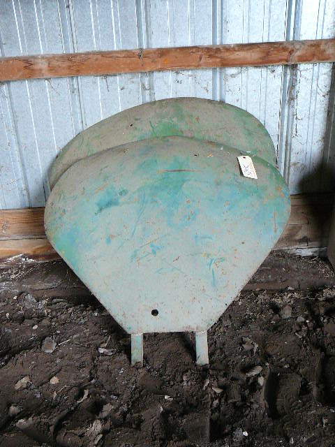 lot 240 image: Fenders for Tractors