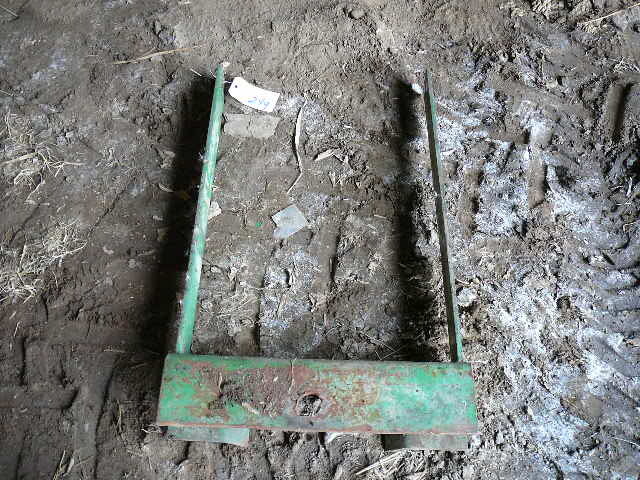 lot 249 image: John Deere Front End Bracket