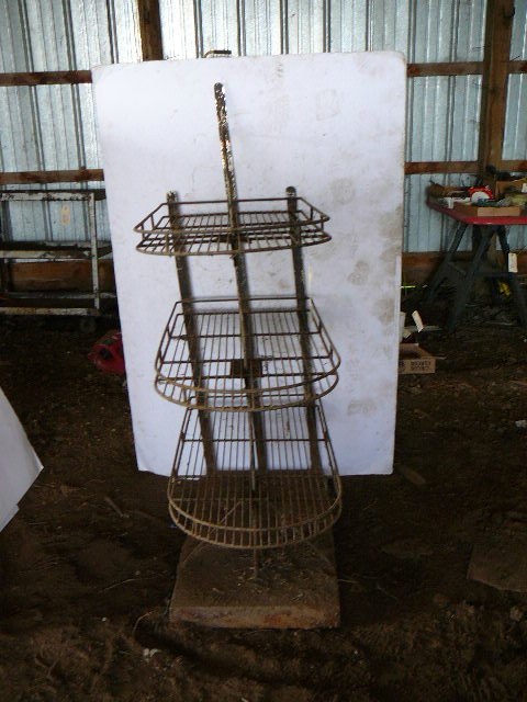 lot 262 image: Shelf Rack