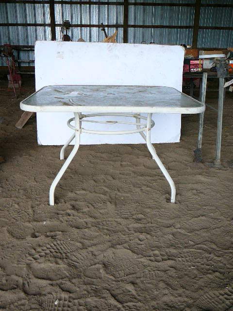 lot 302 image: Patio Table with 2 Umbrellas