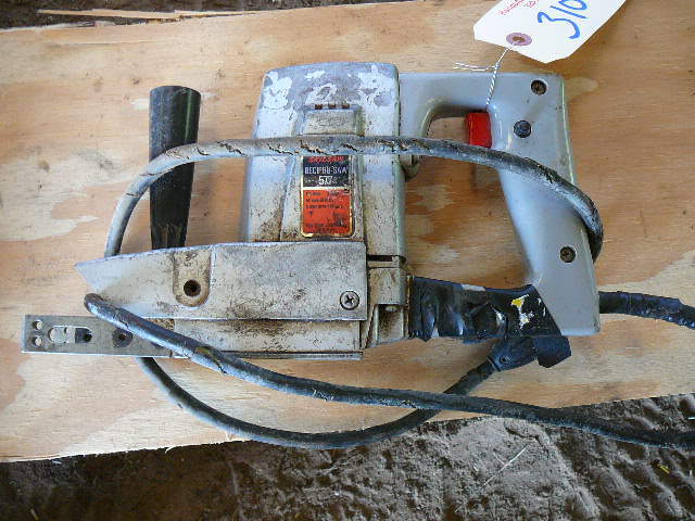 lot 310 image: Black & Decker Skill Saw Reciprocating Saw