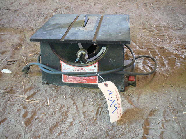 lot 319 image: Table Saw Dremel