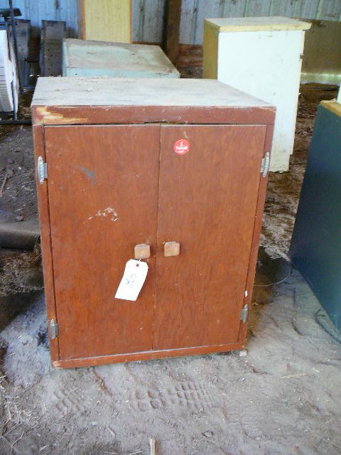 lot 327 image: Wooden Storage Cabinet