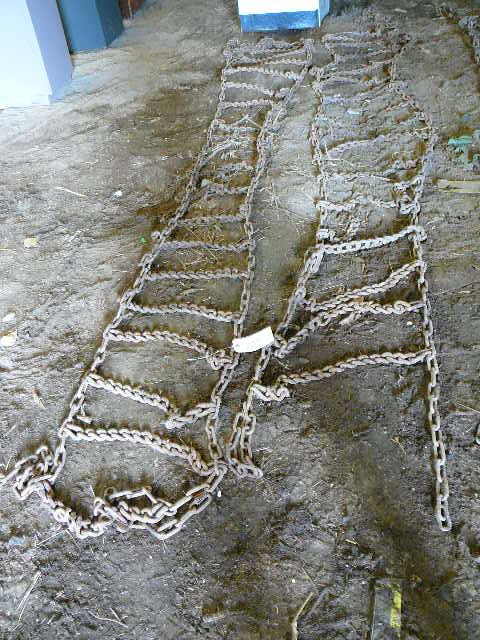 lot 525 image: Tractor Chains