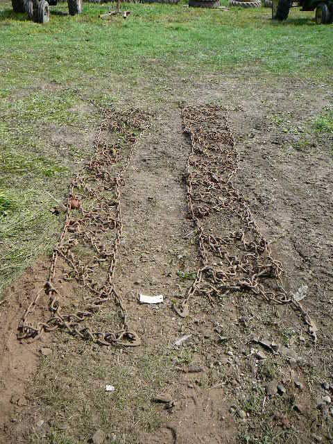lot 528 image: Tractor Chains