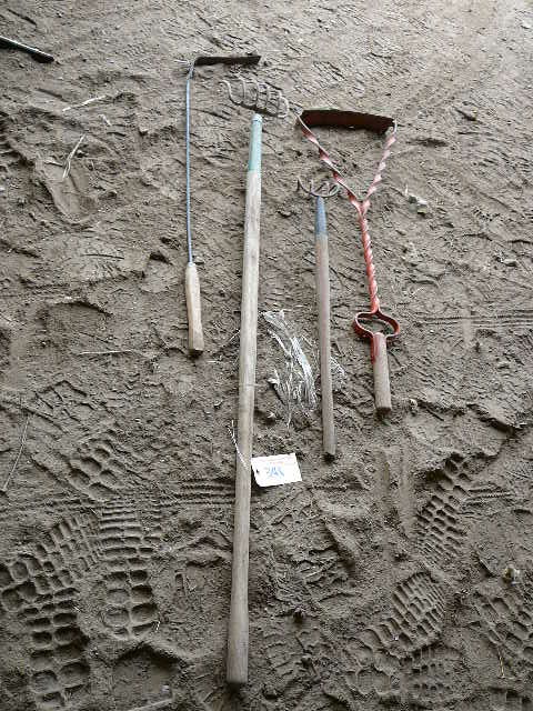 lot 348 image: Lawn & Gardern Tools