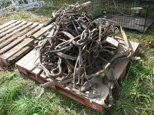 lot 356 image: Pallet of Hourse Harness Bridles, Hanes, bits, Hacks