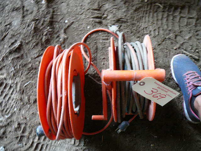 lot 369 image: Reels and Extention Cords