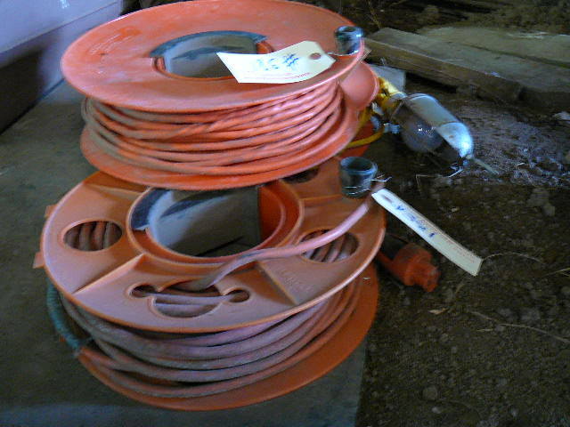 lot 381 image: Electrical Cord & Reel
