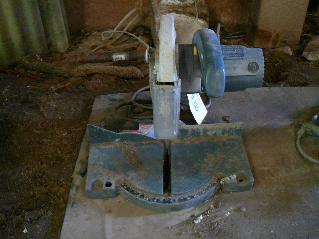 lot 385 image: Craftsman 8 14 Compound Mitre Saw