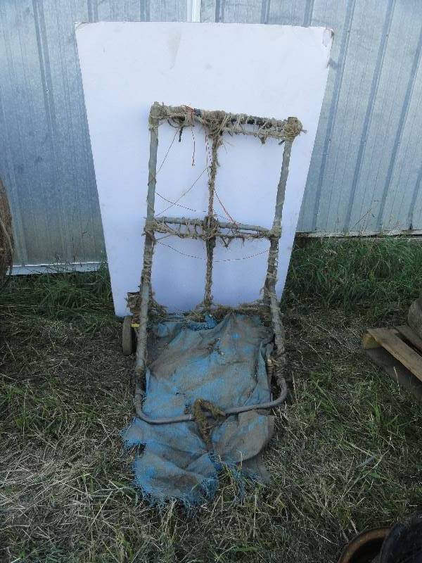 lot 502 image: 2 Wheel Cart