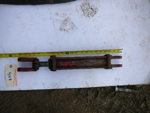 lot 448 image: Hydraulic Ram