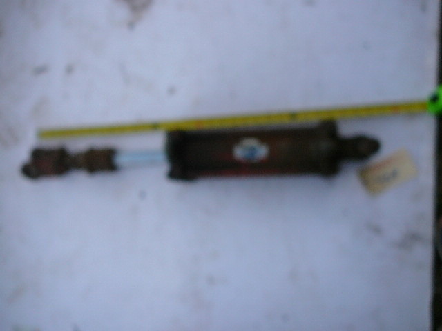 lot 450 image: Hydraulic Ram