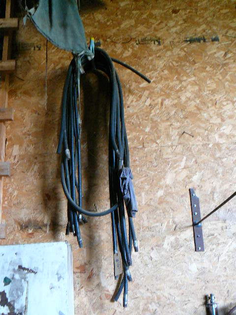 lot 421 image: Misc Hyrdualic Hoses