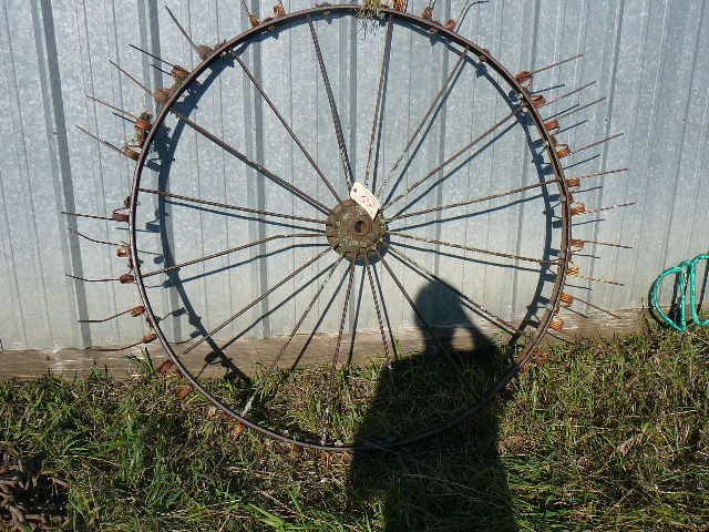 lot 534 image: Vintage Steel Wheel 53