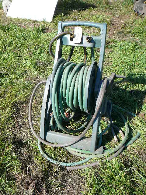 lot 538 image: Garden Hose & Reel