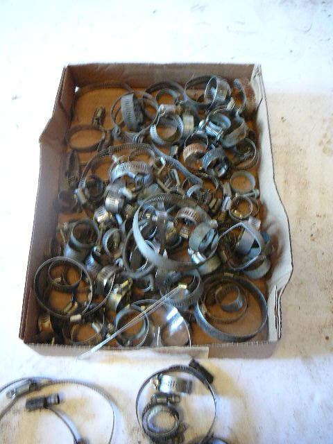 lot 564 image: Hose Clamps