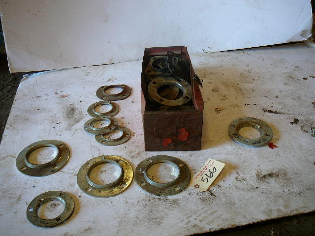 lot 566 image: Bearing Collars