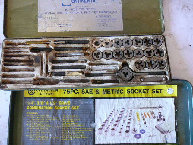 lot 580 image: Sockets & Tap & Die Set
