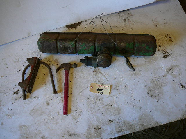 lot 589 image: John Deere Belt Cover, Allis Fender Cover, Hammer