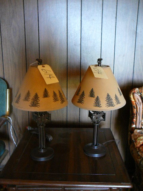 lot 614 image: Pair of Lamps