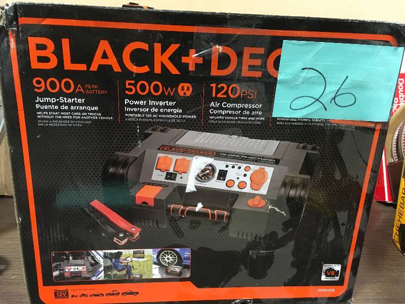 lot 26 image: Black & Decker Professional Power Station With 120psi Air Compressor in good conditions